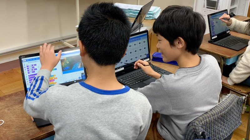 楽しくなければ続かない｜虹色パレットがたどり着いた教材づくり